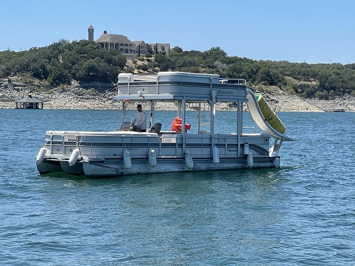 how much does a party boat cost